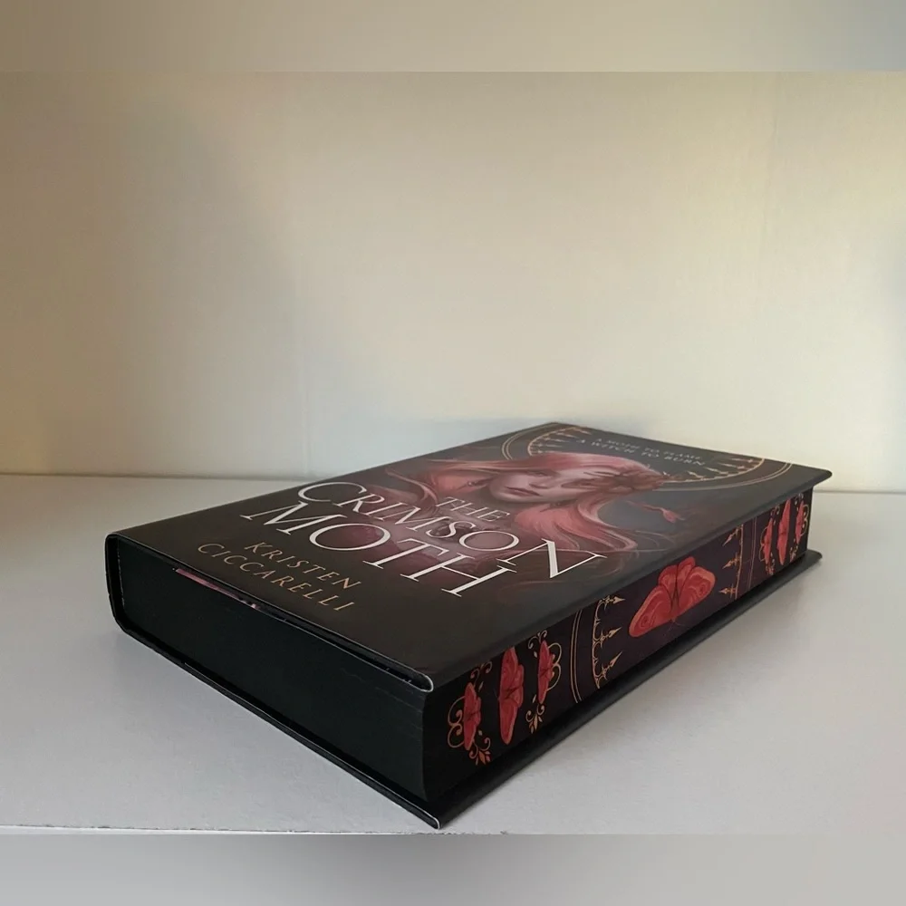 Fairyloot YA Subscription Box: A Moth to the Flame, February 2024. - Picture 3 of 7